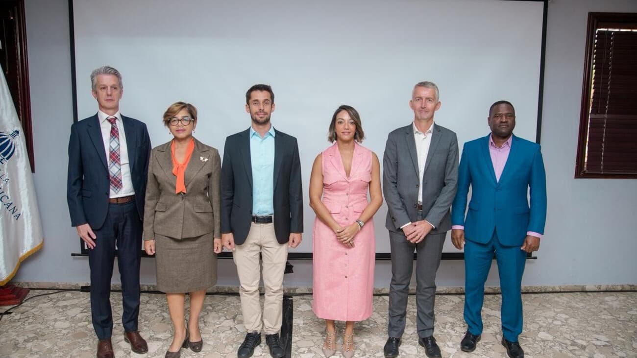 República Dominicana y Francia realizan seminario para fortalecer un sistema eléctrico sostenible y resiliente