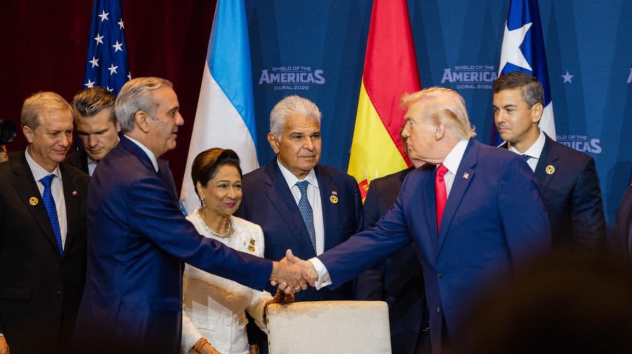 Presidente Abinader participa en firma de acuerdo para crear coalición militar contra carteles de narcotráfico