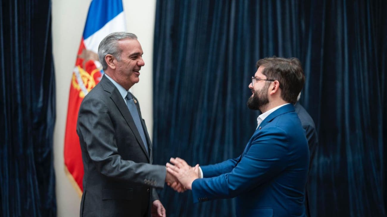 Presidente Abinader ofrece saludo protocolar a su homólogo de Chile, Gabriel Boric