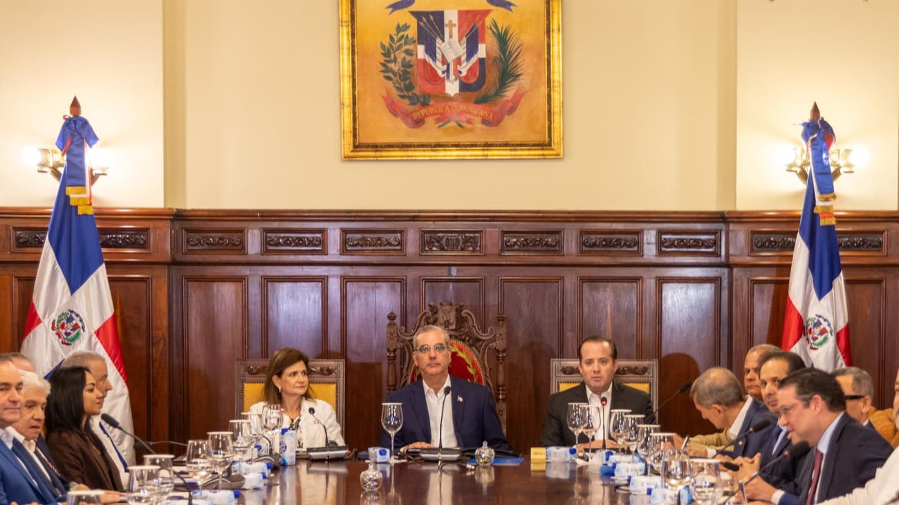 Gobierno y sector productivo revisan avances de la Meta RD 2036 en reunión del Consejo de Ministros