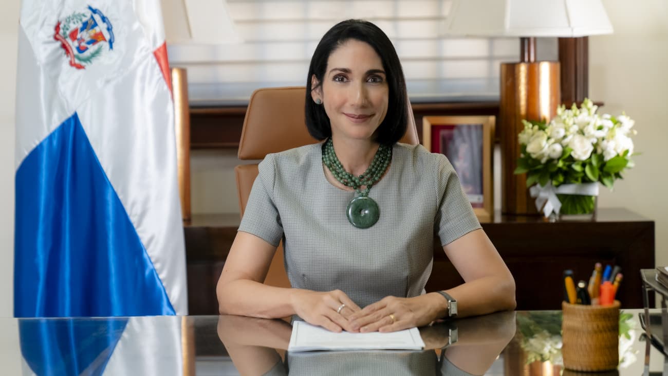 Primera dama asistirá a foro internacional sobre el futuro digital de la niñez