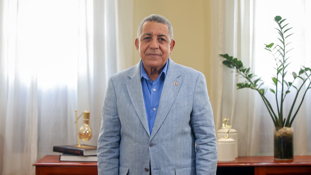 Gobierno impulsa obras, deporte y relaciones internacionales en su agenda semanal