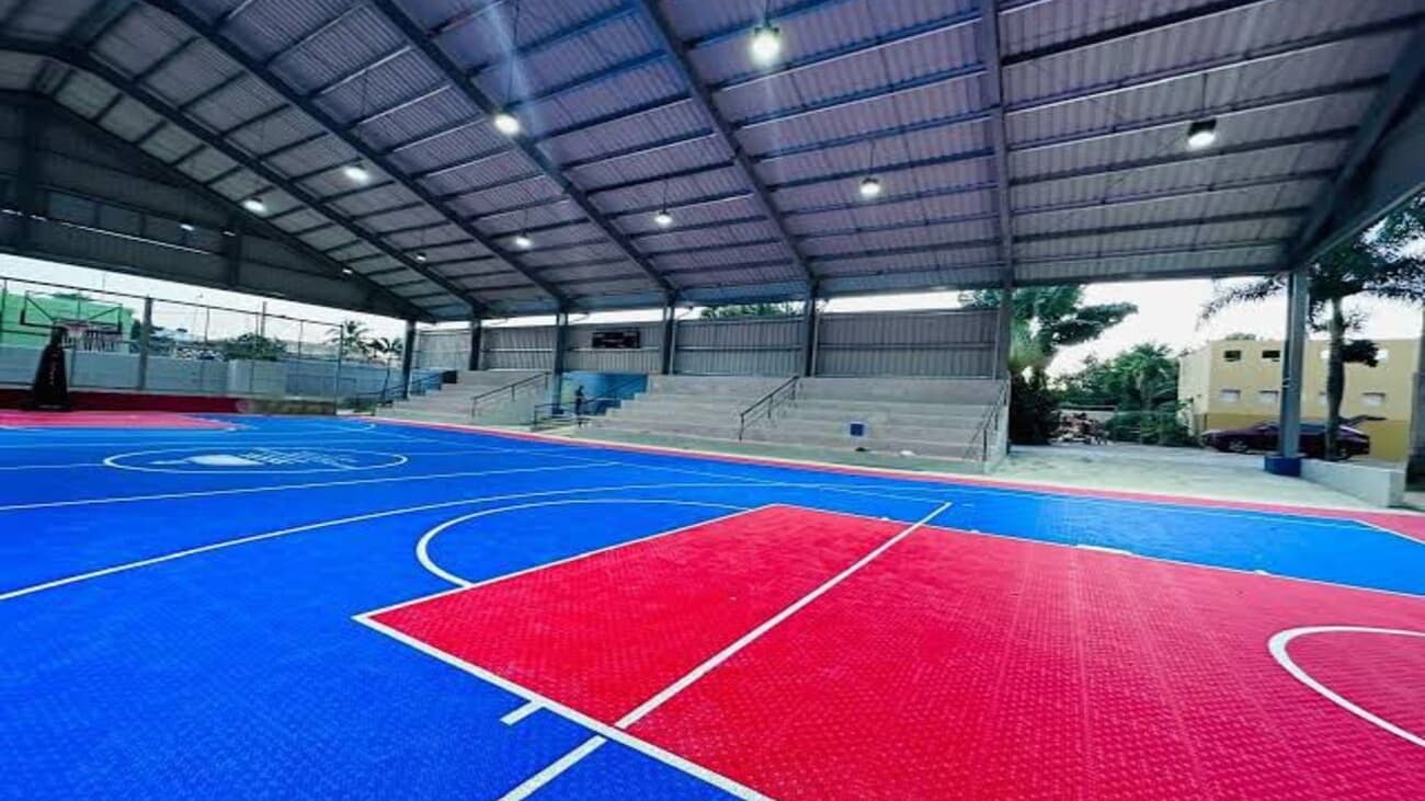 Inefi entregará nuevo techado escolar en San Juan para fortalecer el deporte estudiantil