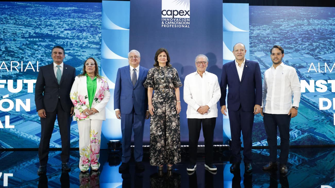 Raquel Peña y Frank Rainieri destacan visión empresarial y desarrollo del país