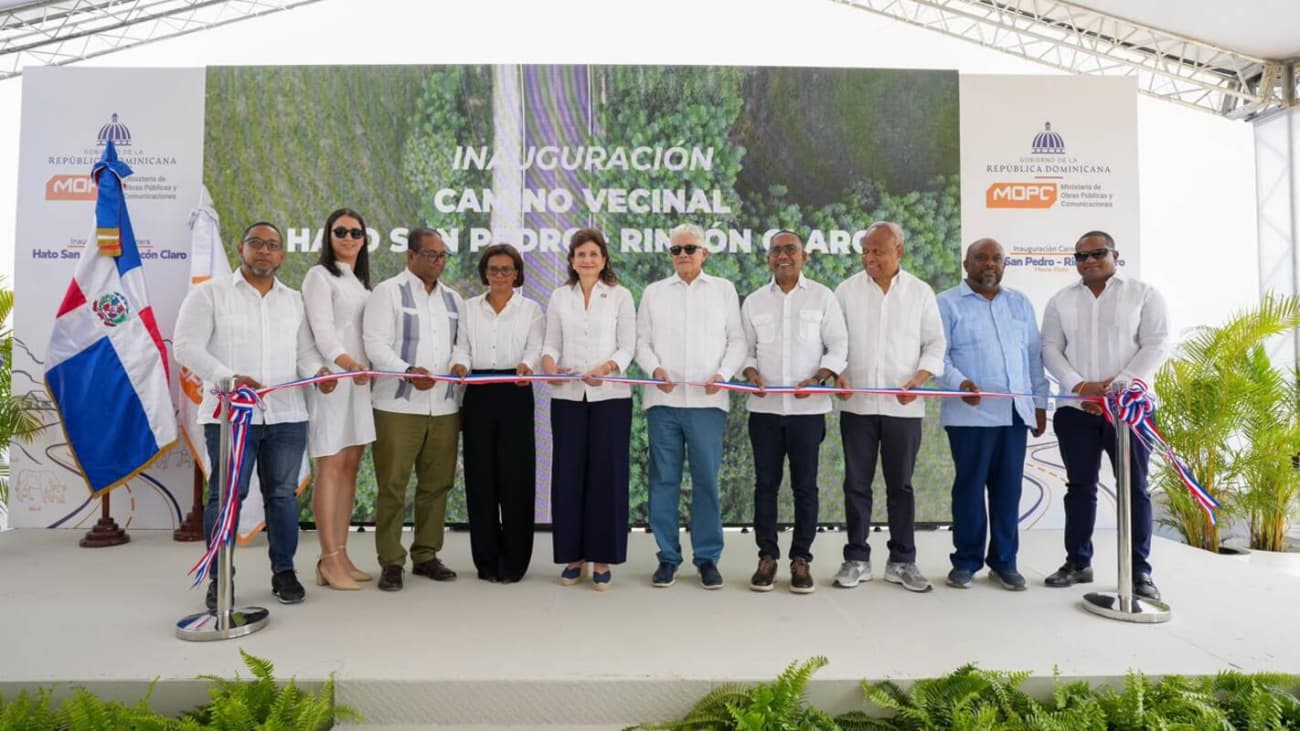 Monte Plata fortalece educación, deporte e infraestructura con jornada encabezada por Raquel Peña