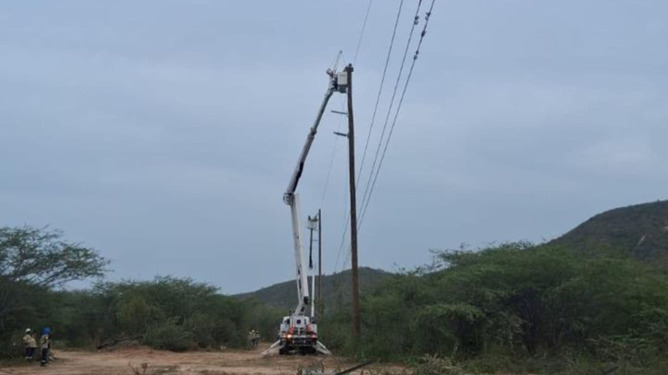 ETED restablece el servicio eléctrico en Jimaní tras intensas labores de reparación