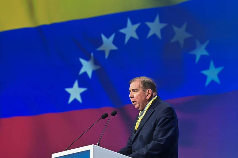 Opositores venezolanos exigen elecciones mientras se acerca el inicio del diálogo político