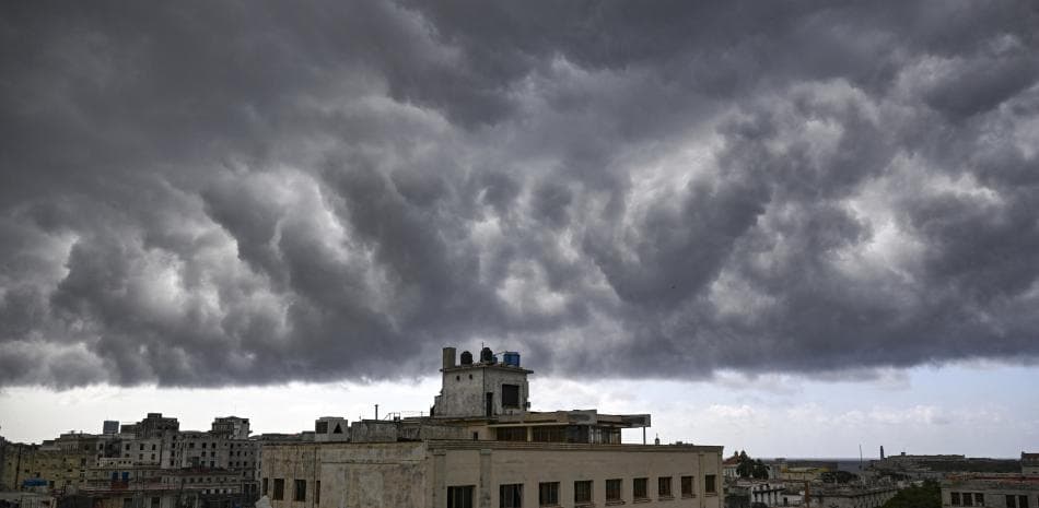 Cuba inicia la recuperación del servicio eléctrico tras un nuevo apagón nacional