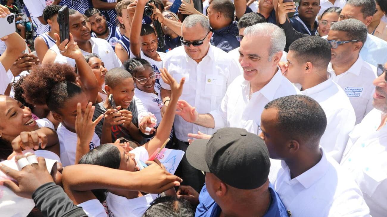 Abinader encabezará este fin de semana inauguraciones y encuentros con jóvenes en Peravia y San Cristóbal