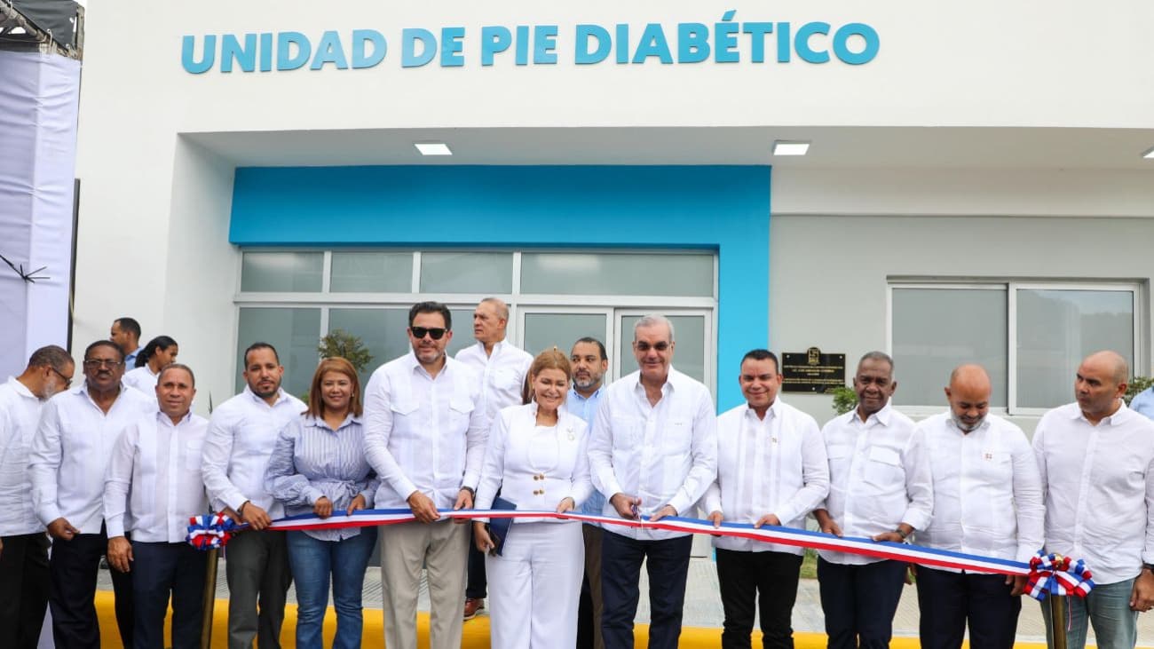 Abinader inaugura unidades de Hemodiálisis y Pie Diabético en hospital de San José de Ocoa