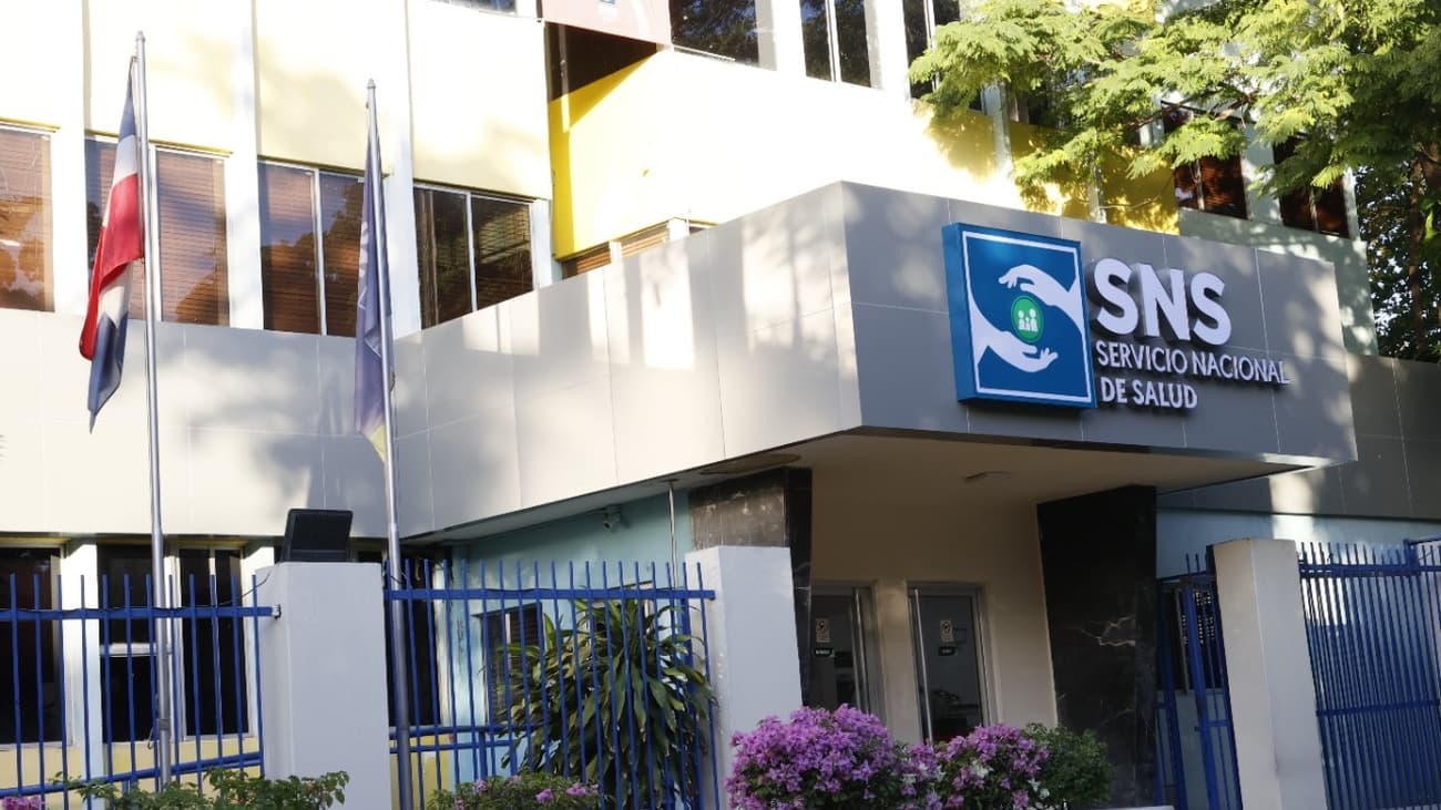SNS reporta la designación de más de 20,700 médicos en la Red Pública de Salud desde 2020